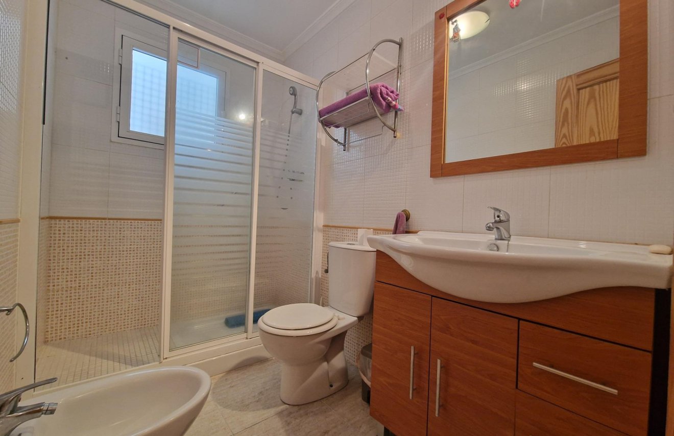 Resale - Apartamento - Torrevieja - Centro