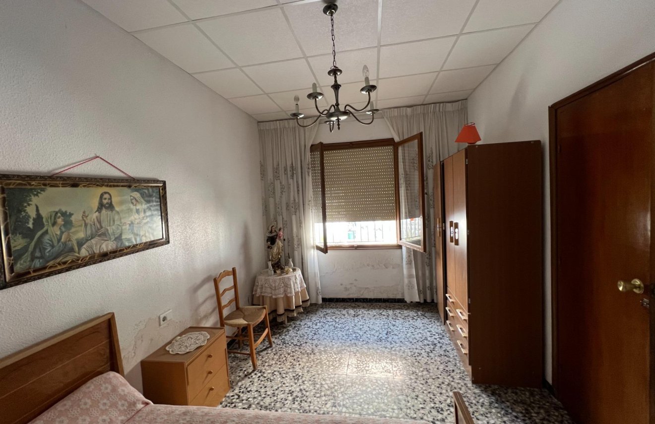 Resale - Townhouse - Dolores - CENTRO