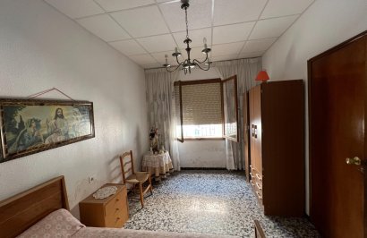 Resale - Townhouse - Dolores - CENTRO