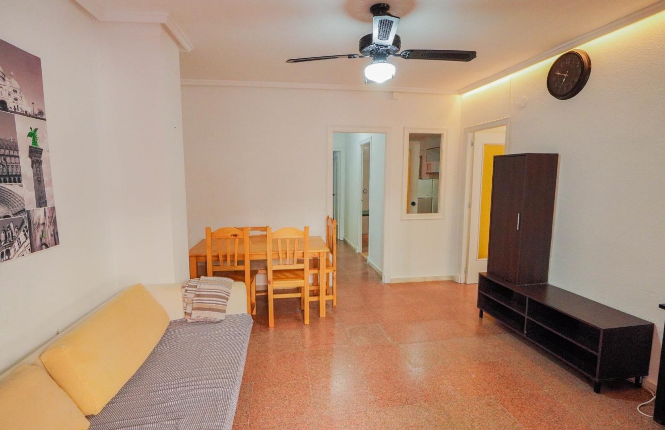 Reventa - Apartamento - Torrevieja - Playa de los Locos