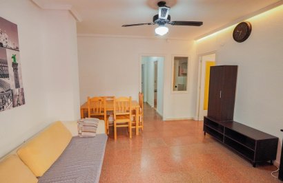 Resale - Apartamento - Torrevieja - Playa de los Locos