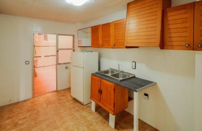 Resale - Apartamento - Torrevieja - Playa de los Locos