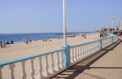 Resale - Apartamento - Torrevieja - Playa de los Locos