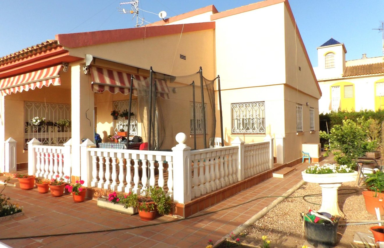 Revente - Chalet - Los Alcázares - Pueblo Patricia