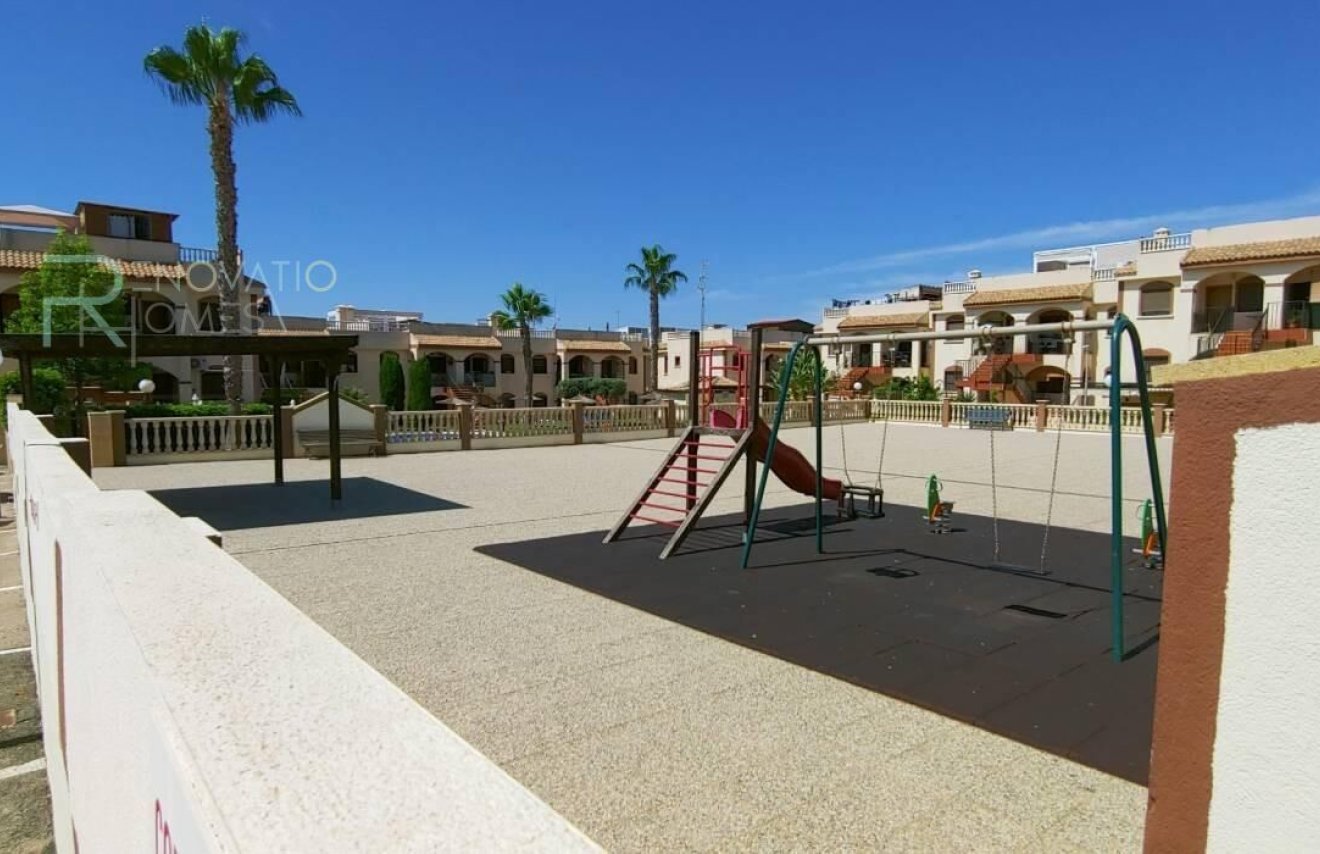 Revente - Bungalow - Torrevieja - Aguas nuevas 1