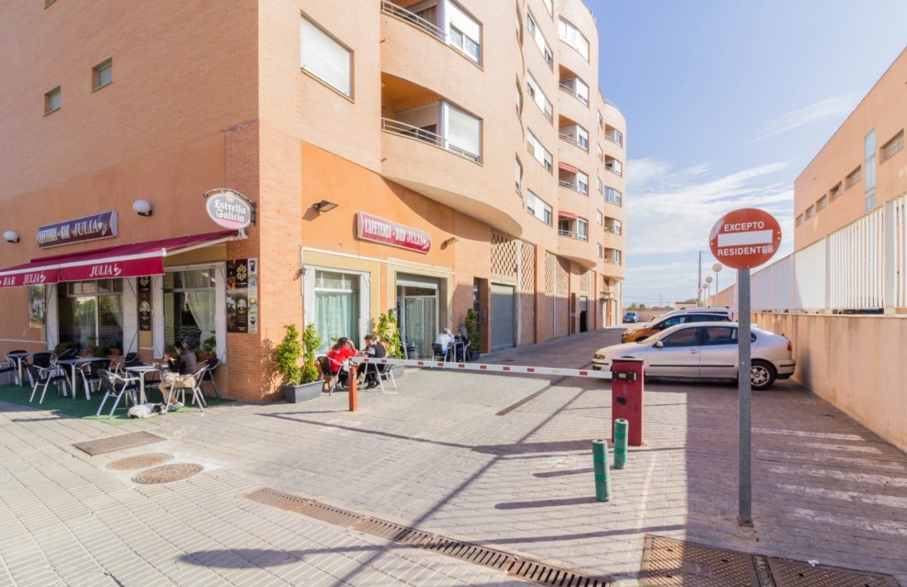 Reventa - Local comercial - Orihuela - Zona Centro