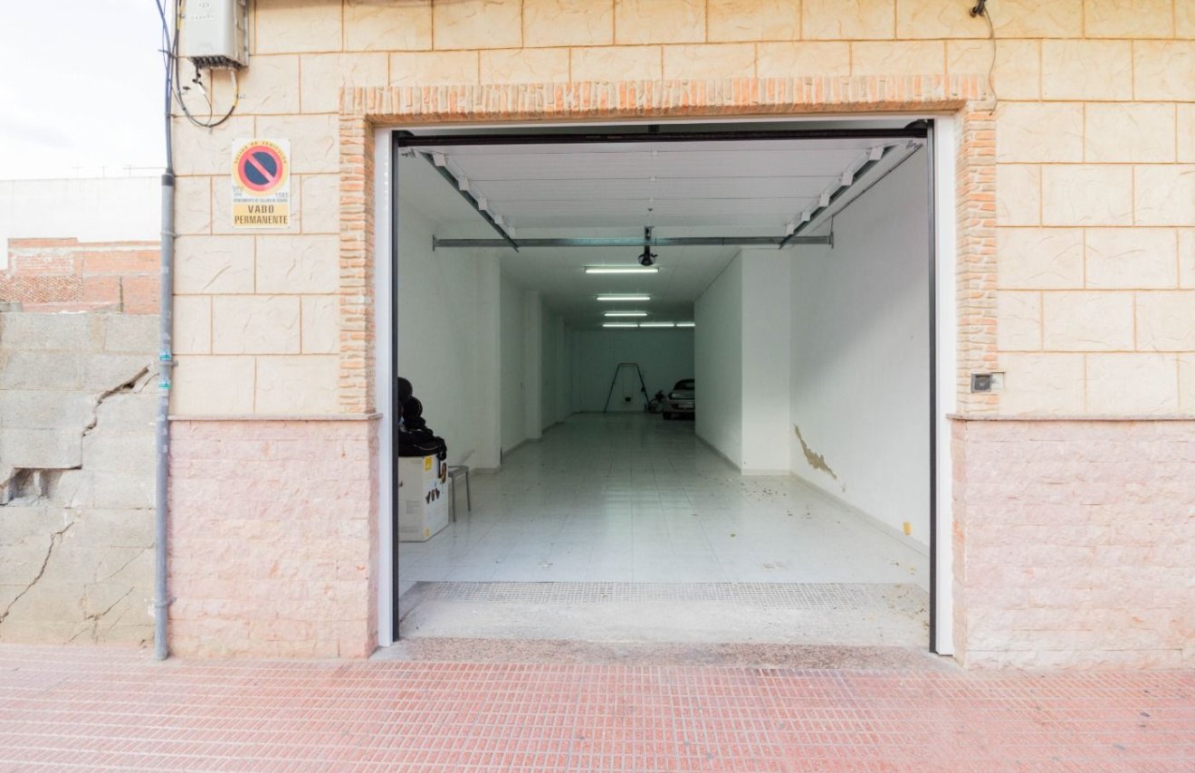 Long Term Rental - Local comercial - Callosa de Segura - CALLOSA