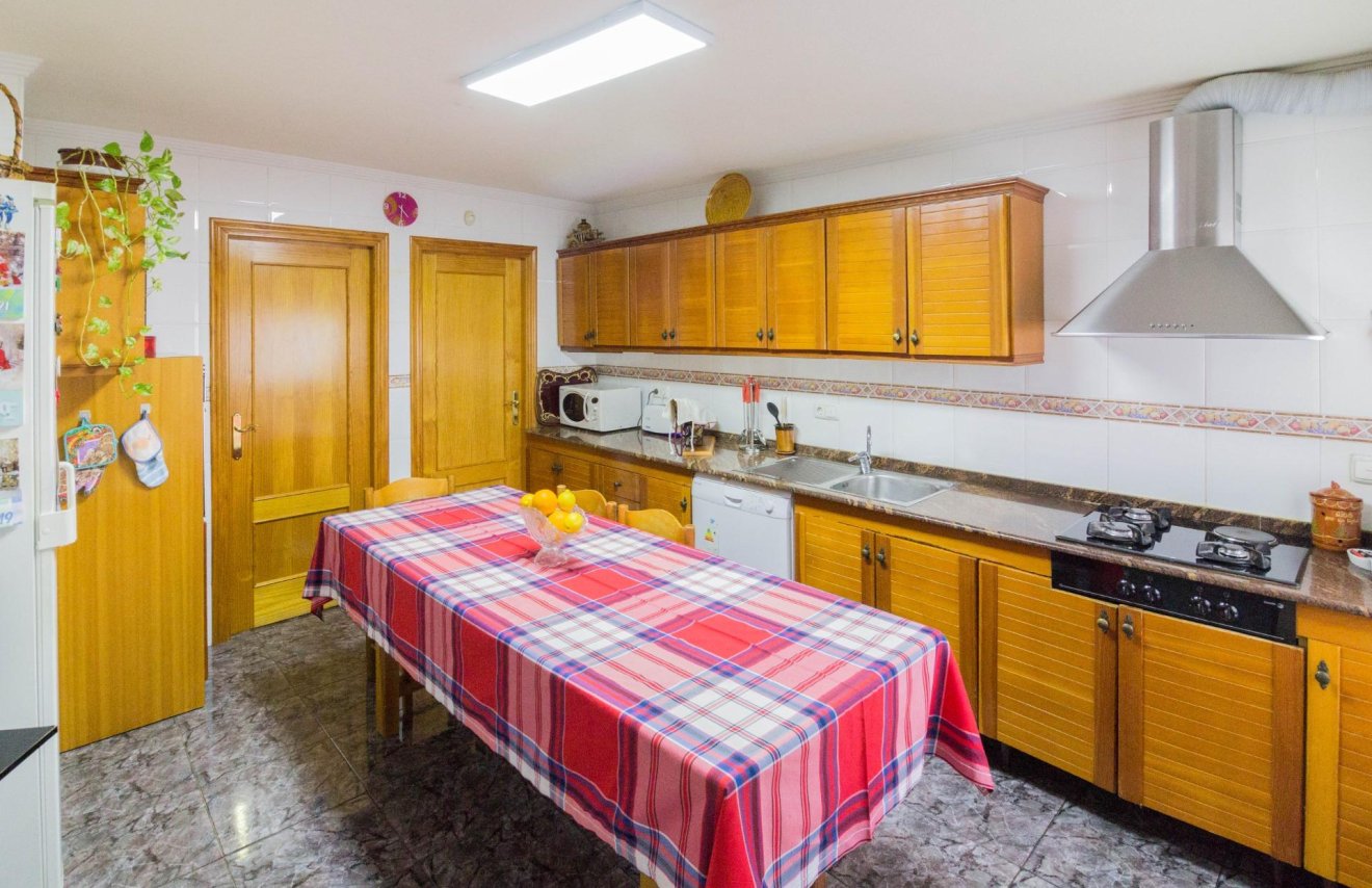 Reventa - Chalet - Orihuela - La Matanza