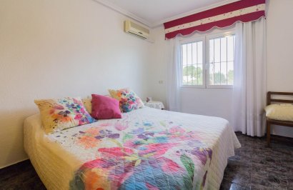 Resale - Chalet - Orihuela - La Matanza