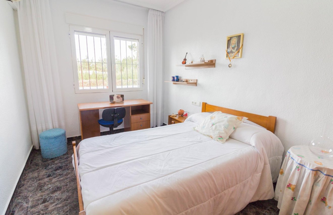 Resale - Chalet - Orihuela - La Matanza