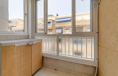 Resale - Apartamento - Torrevieja - Playa del Cura