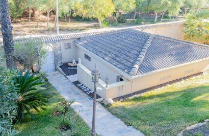 Resale - Villa - Orihuela Costa - Altos de Campoamor