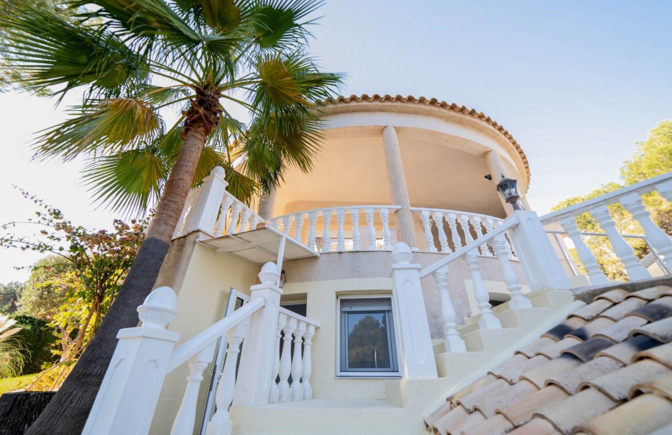 Resale - Villa - Orihuela Costa - Altos de Campoamor