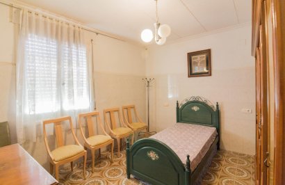 Resale - Casa - Redován - 03370