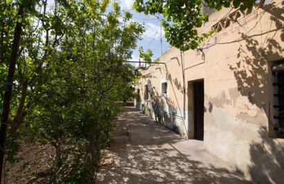 Revente - Casa con terreno - Callosa de Segura - CRA. CALLOSA - CATRAL