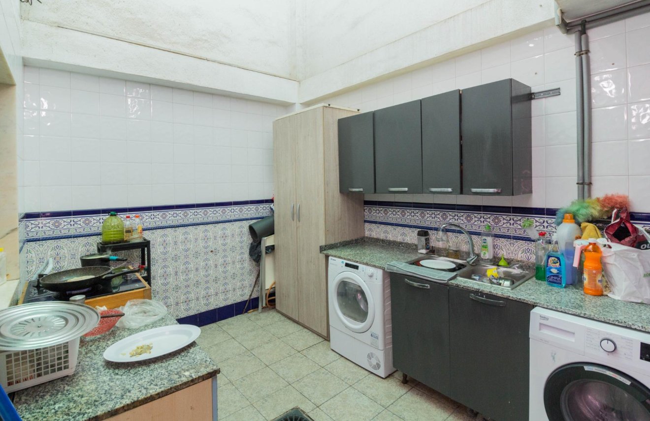 Resale - Chalet - Dolores - CENTRO