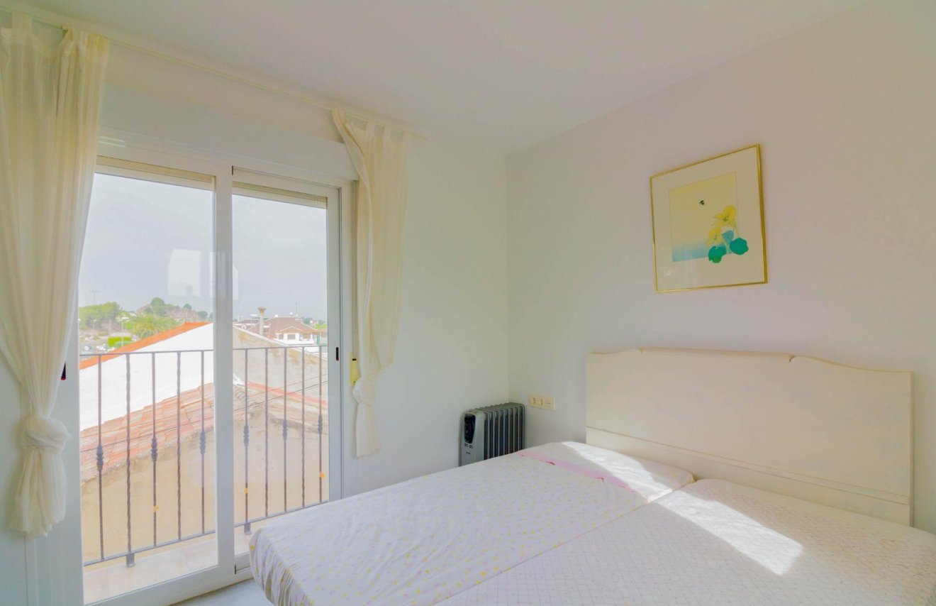 Resale - Casa - Orihuela - Arneva