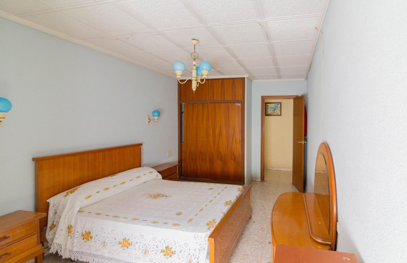 Reventa - Casa - Cox - 03350