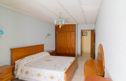 Revente - Casa - Cox - 03350