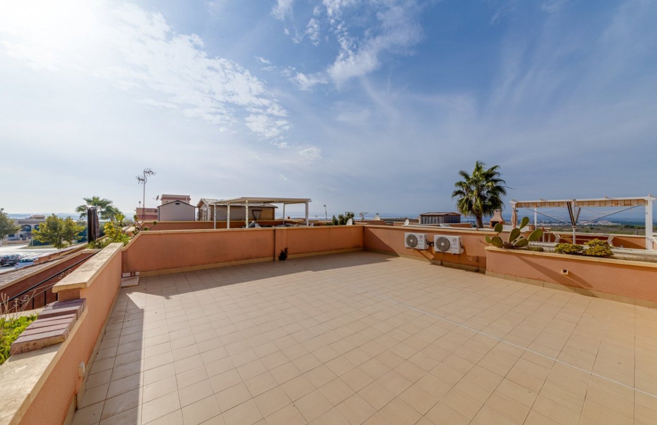 Revente - Chalet - Torrevieja - Aguas nuevas 1