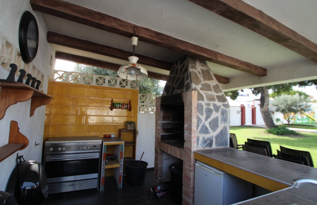 Resale - Chalet - Orihuela Costa - Lomas de Cabo Roig