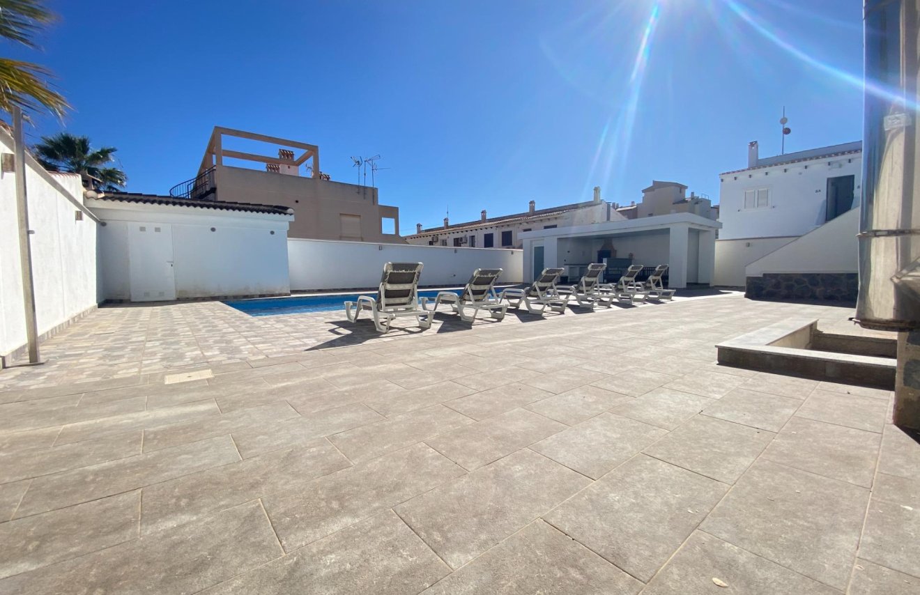 Reventa - Villa de Lujo - Torrevieja - Aldea del mar