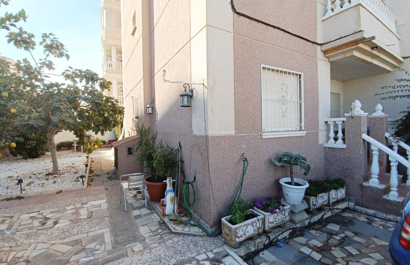 Resale - Apartamento - Torrevieja - Nueva Torrevieja