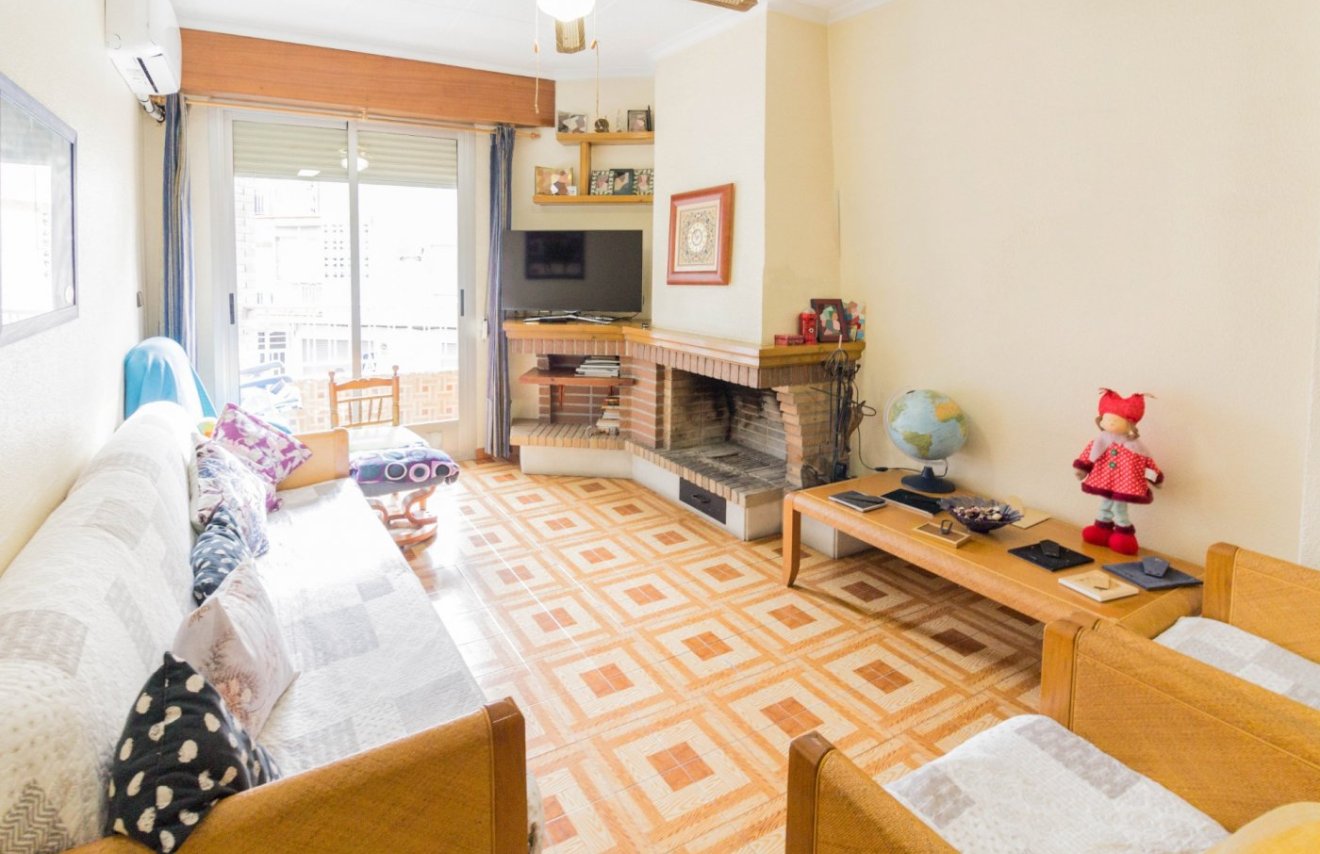 Revente - Casa con terreno - Callosa de Segura - C- FILARMONICA