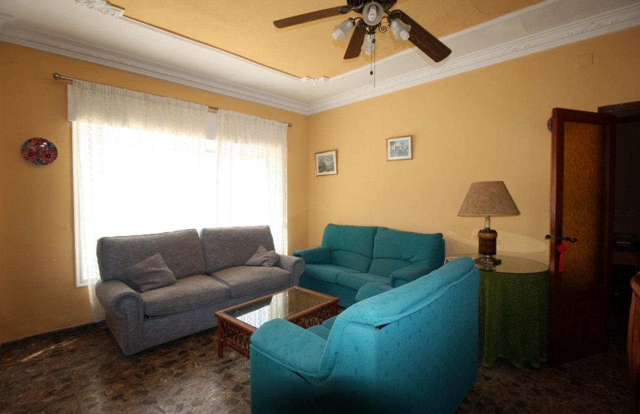 Resale - Chalet - Guardamar del Segura - Pinomar