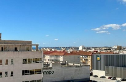 Revente - Attique - Torrevieja - Estacion de autobuses