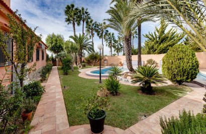 Resale - Villa - Torrevieja - San luis