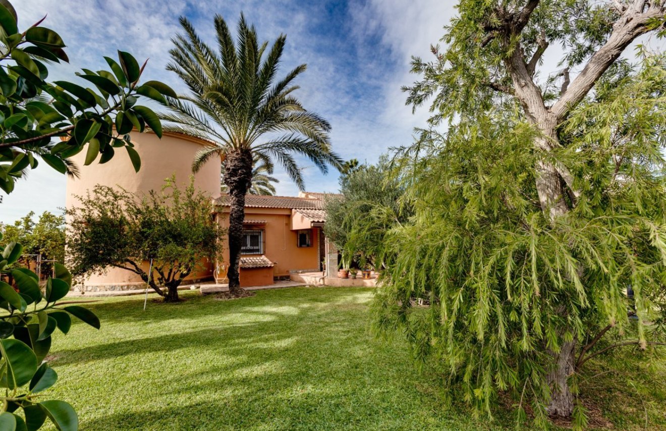 Reventa - Villa - Torrevieja - San luis