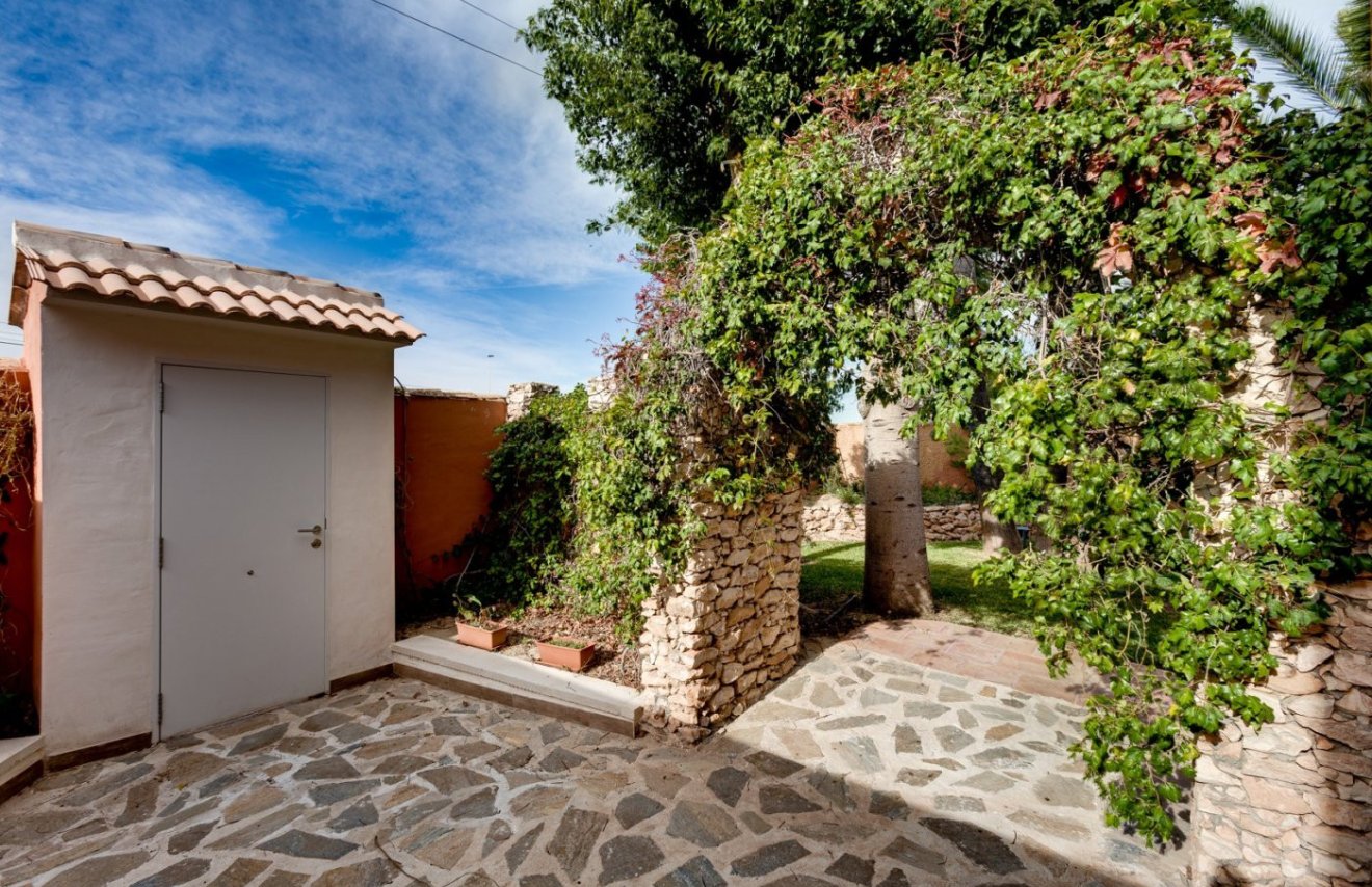 Reventa - Villa - Torrevieja - San luis