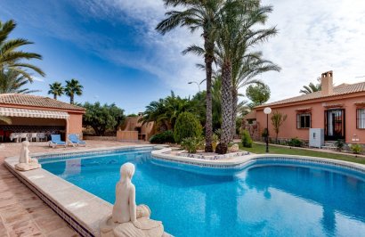 Resale - Villa - Torrevieja - San luis