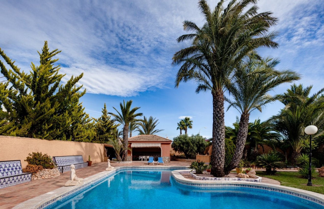 Reventa - Villa - Torrevieja - San luis