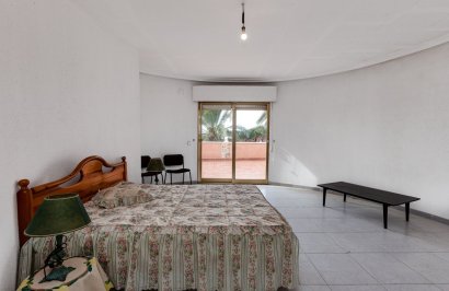 Resale - Villa - Torrevieja - San luis