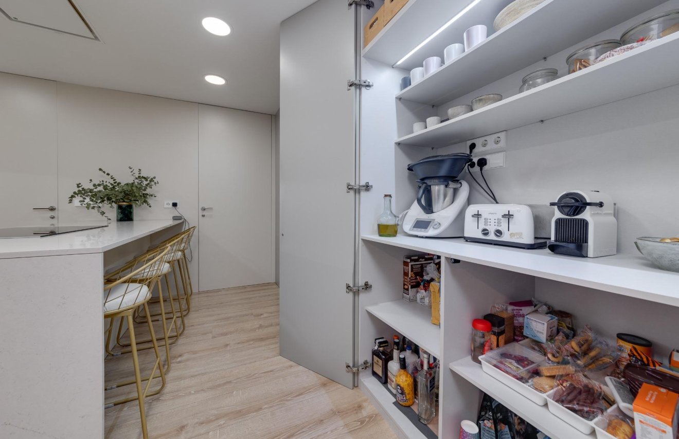 Reventa - Apartamento - Torrevieja - Playa del Cura