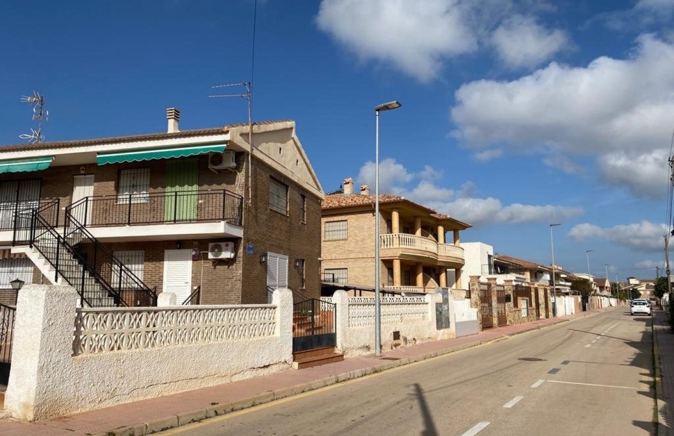 Resale - Planta baja - Los Alcázares - Centro