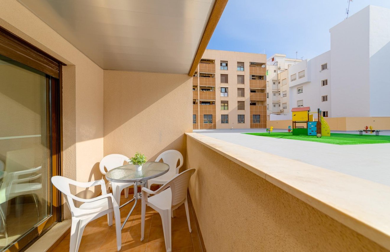 Revente - Apartamento - Torrevieja - Centro