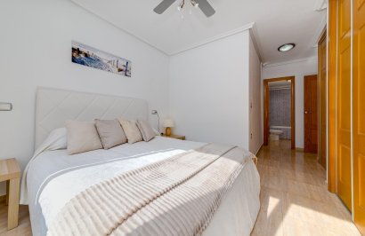 Resale - Apartamento - Torrevieja - Centro