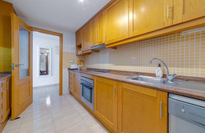 Resale - Apartamento - Torrevieja - Centro