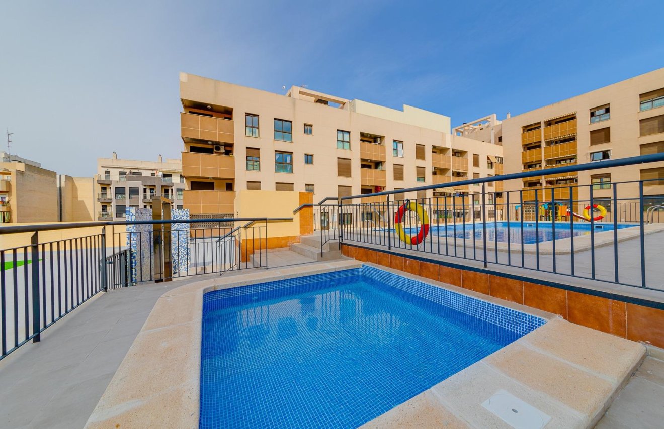 Reventa - Apartamento - Torrevieja - Centro