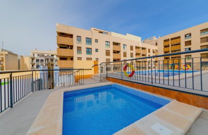 Resale - Apartamento - Torrevieja - Centro