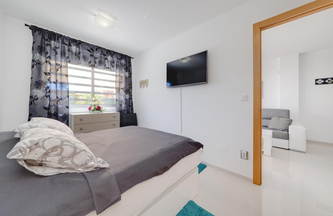 Reventa - Bungalow Planta Baja - Torrevieja - Sector 25