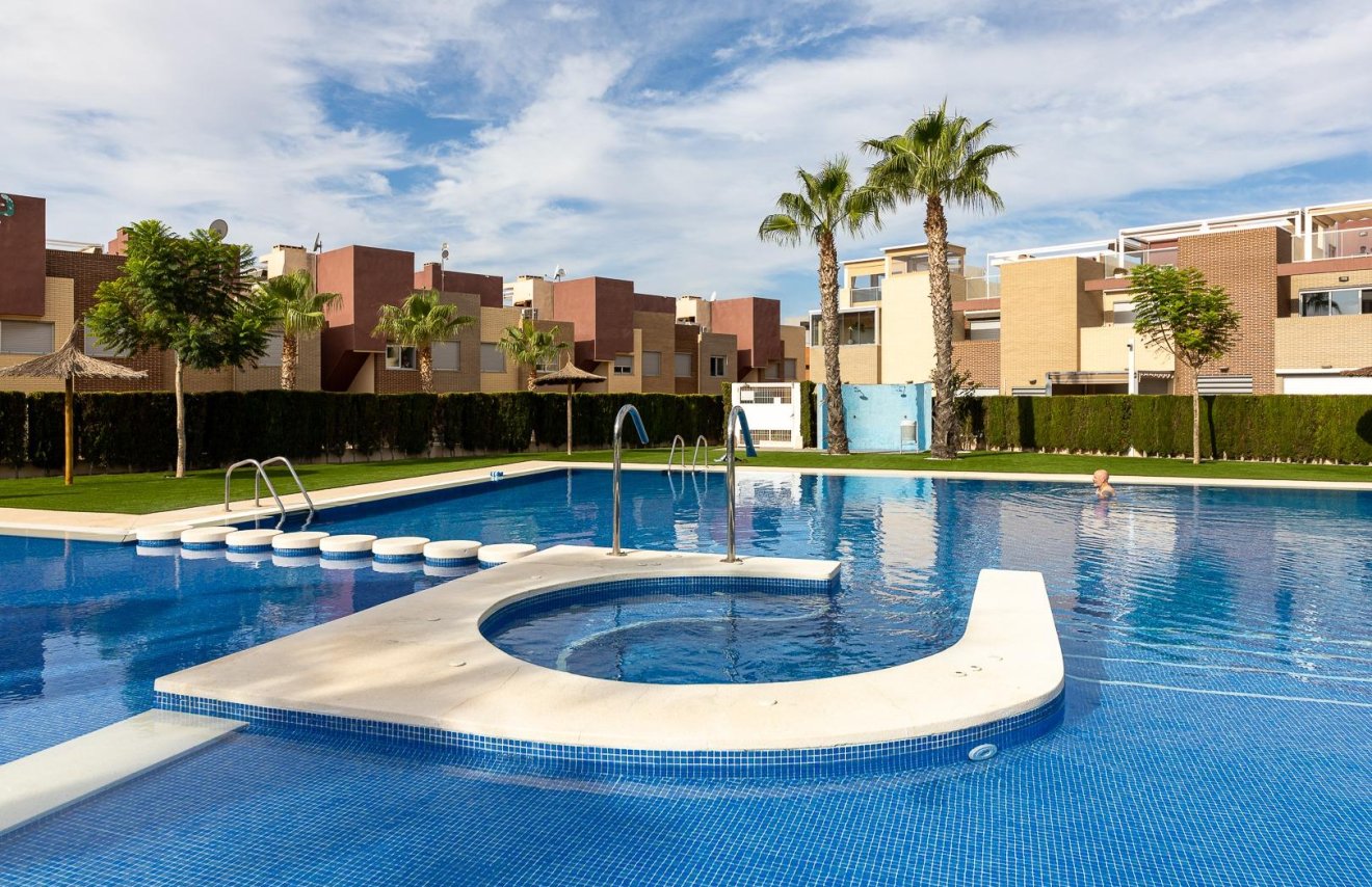 Revente - Bungalow Planta Baja - Torrevieja - Sector 25