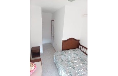 Resale - Apartamento - Torrevieja - Estacion de autobuses