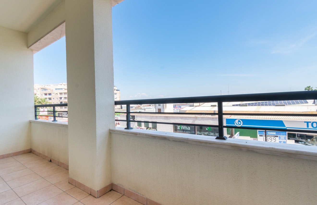 Revente - Apartamento - Torrevieja - El molino