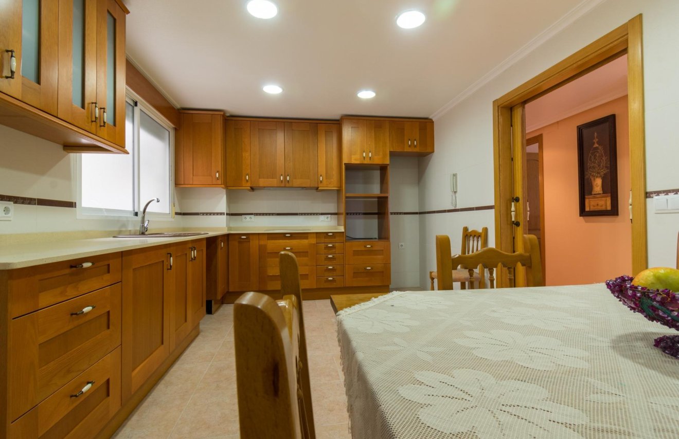 Resale - Apartamento - Torrevieja - El molino