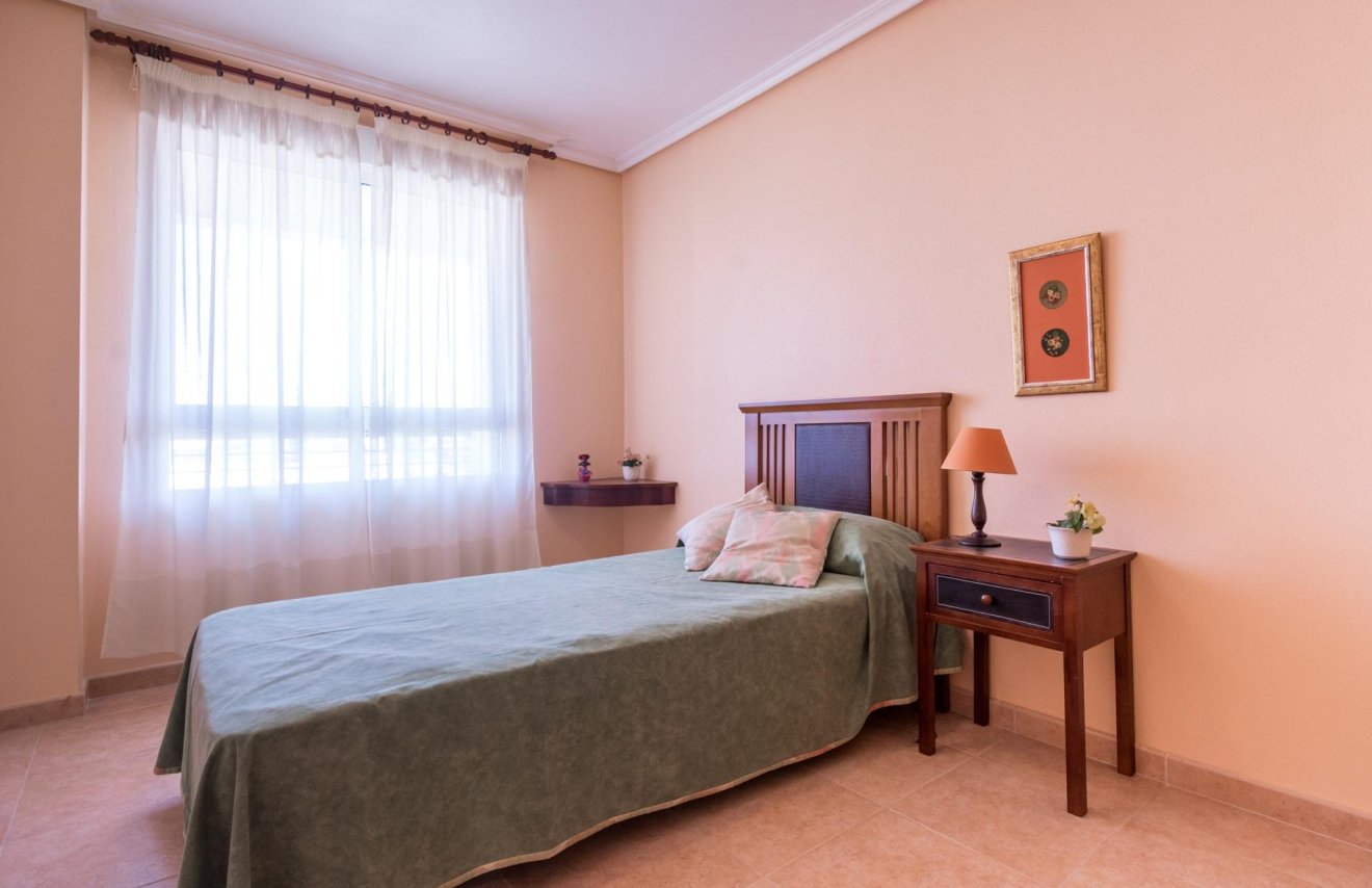 Resale - Apartamento - Torrevieja - El molino