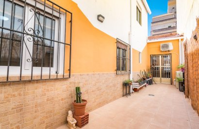 Resale - Casa - Torrevieja - Centro